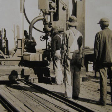 The Llano Sawmill in operation